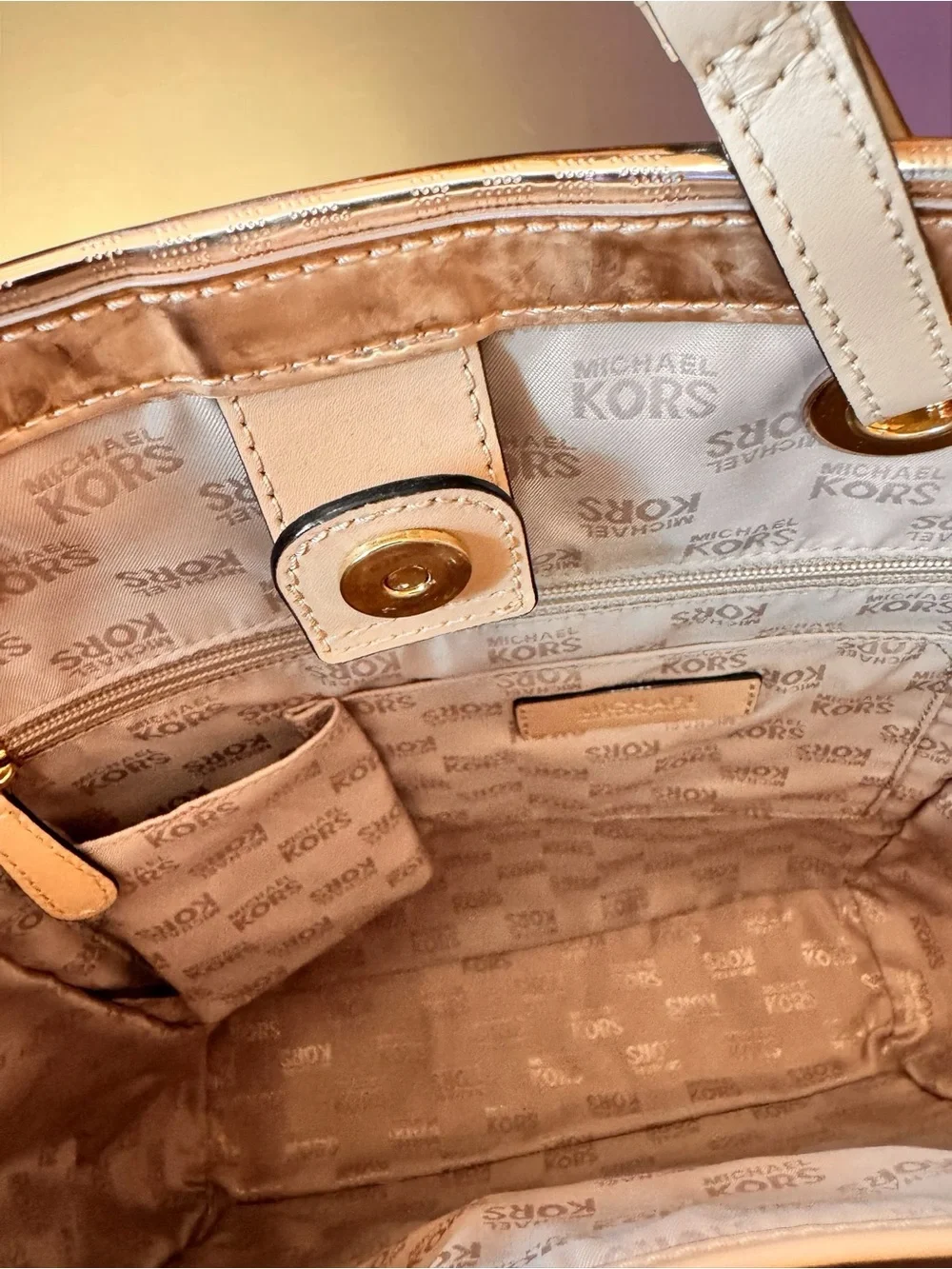 Michael Kors Jet Set Metallic Rose Gold Monogram Large Tote Bag. NWOT. MSRP $498